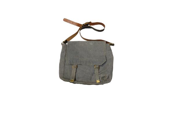 BAG013