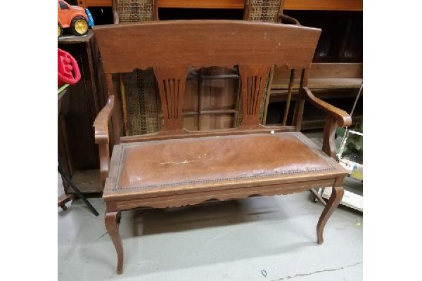 BENCH104