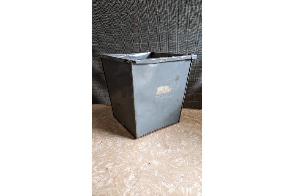 BIN122