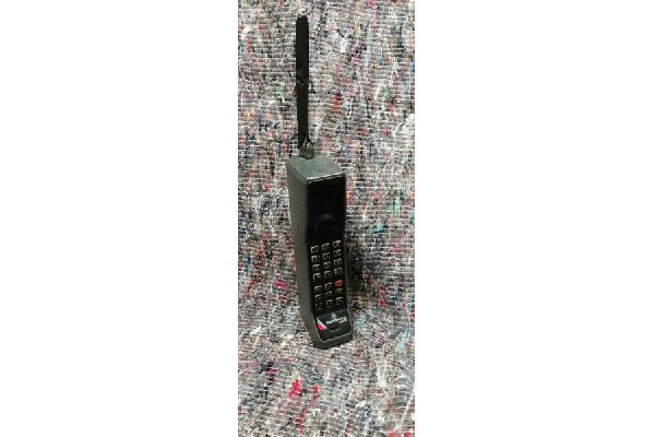 PHONE111