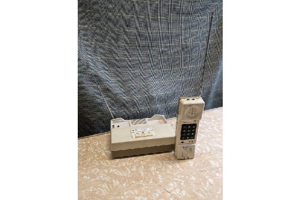 PHONE135