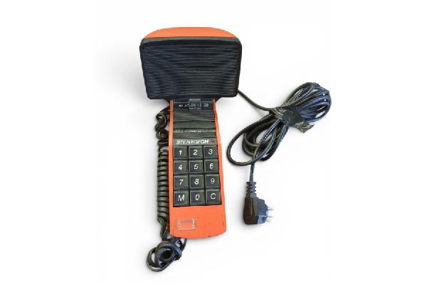 PHONE195