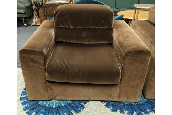 SOFA005